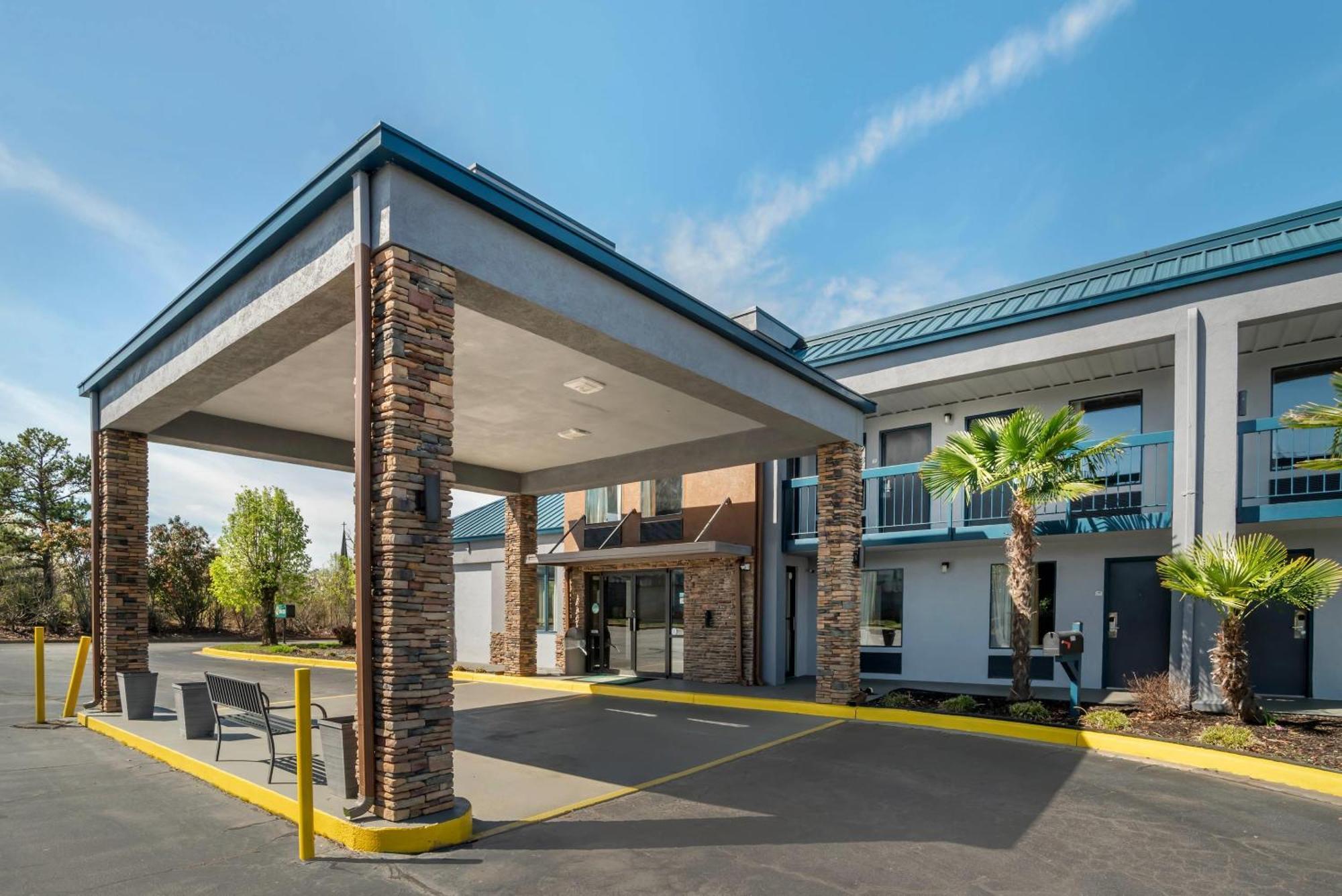 Quality Inn Simpsonville-Greenville Exterior photo