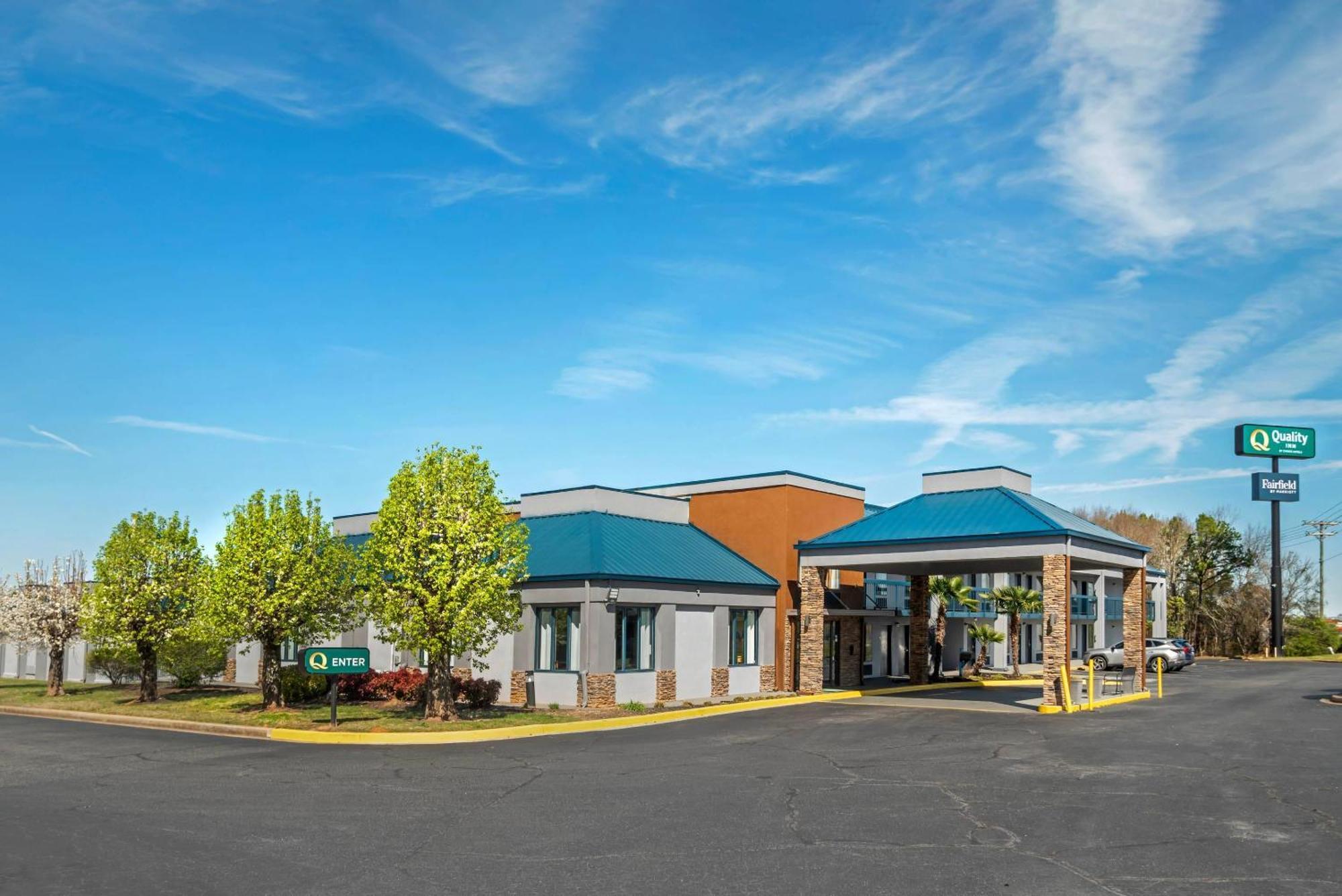 Quality Inn Simpsonville-Greenville Exterior photo